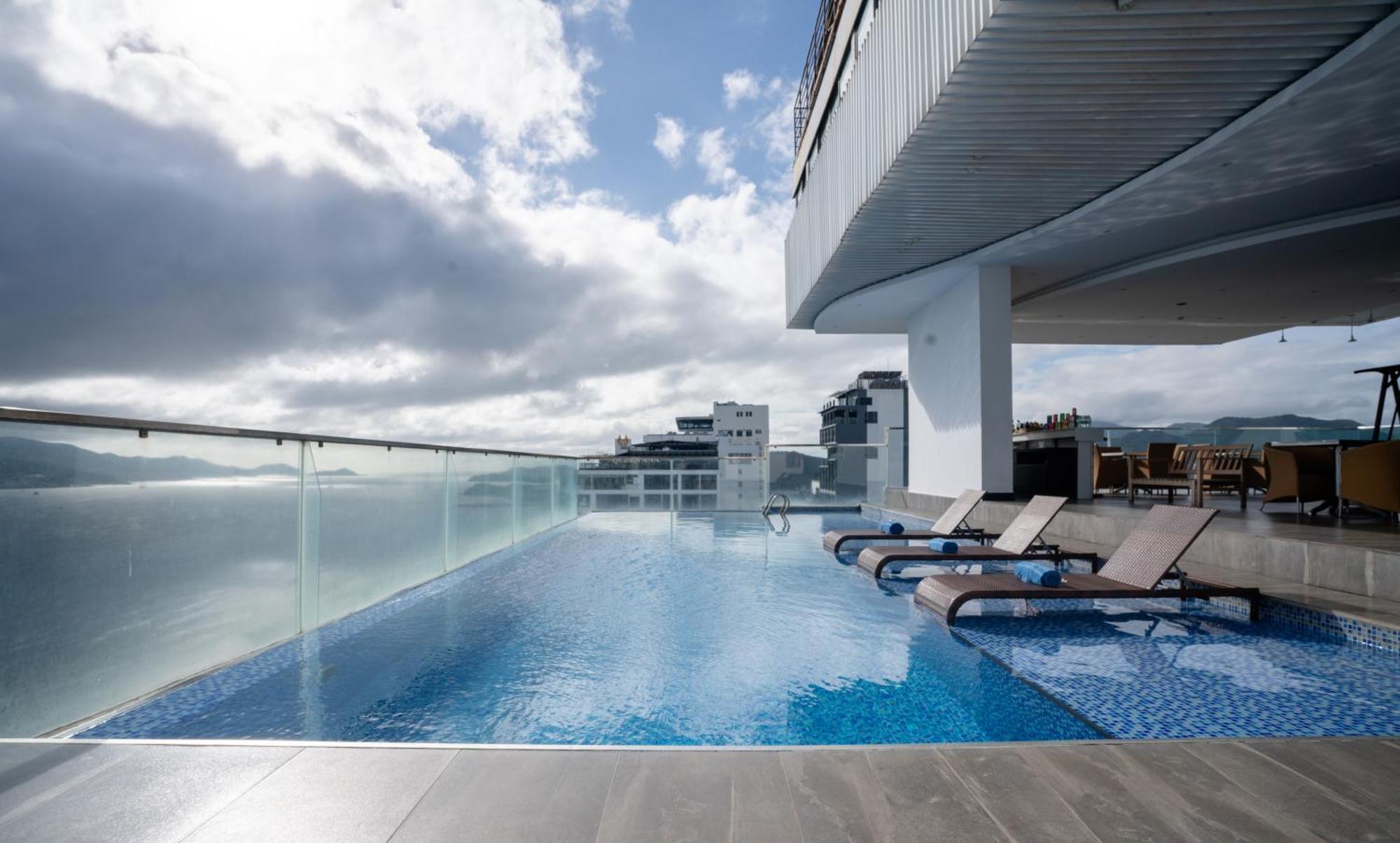 Majestic Premium Hotel Nha Trang Luaran gambar