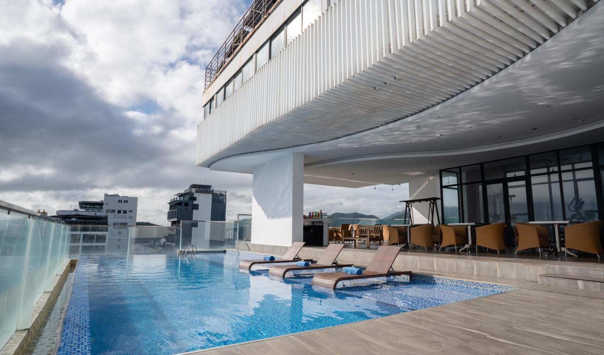 Majestic Premium Hotel Nha Trang Luaran gambar
